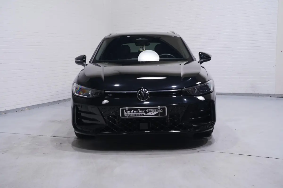 R-line 150 PK DSG Panodak camera IQ Light Stoel-/stuurverwarming Apple Carplay R-Line int./ext. 19 Inch