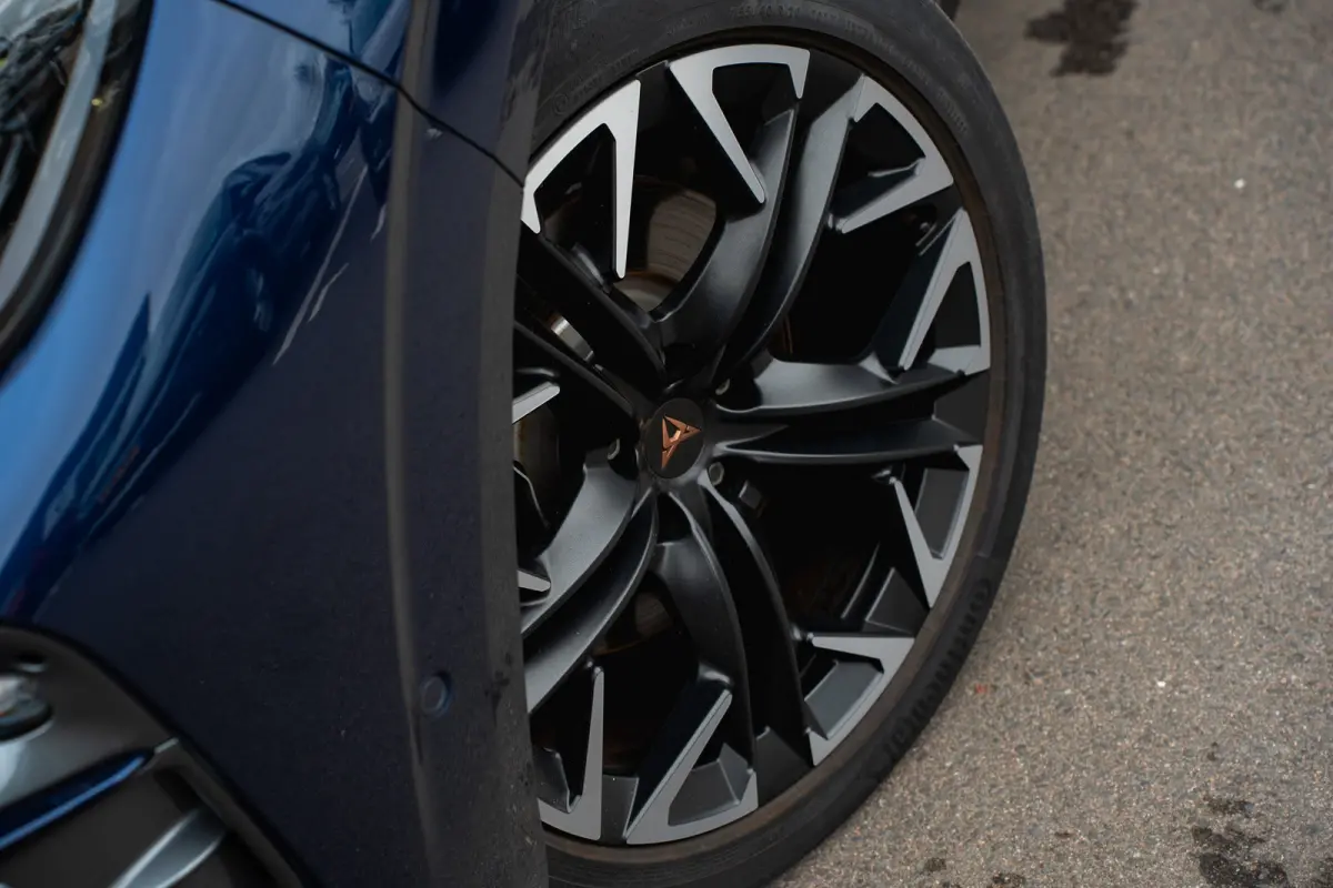 1.5 TSI e-Hybrid 272pk VZ Performance | Garantie t/m 2030 | Panoramadak | Trekhaak | 360 Camera | Sennheiser