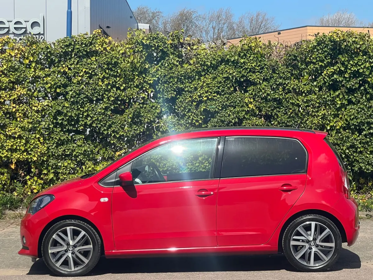 1.0 FR-line | Tornado Red | Airco/Bluetooth/LED - Lekker Sportief
