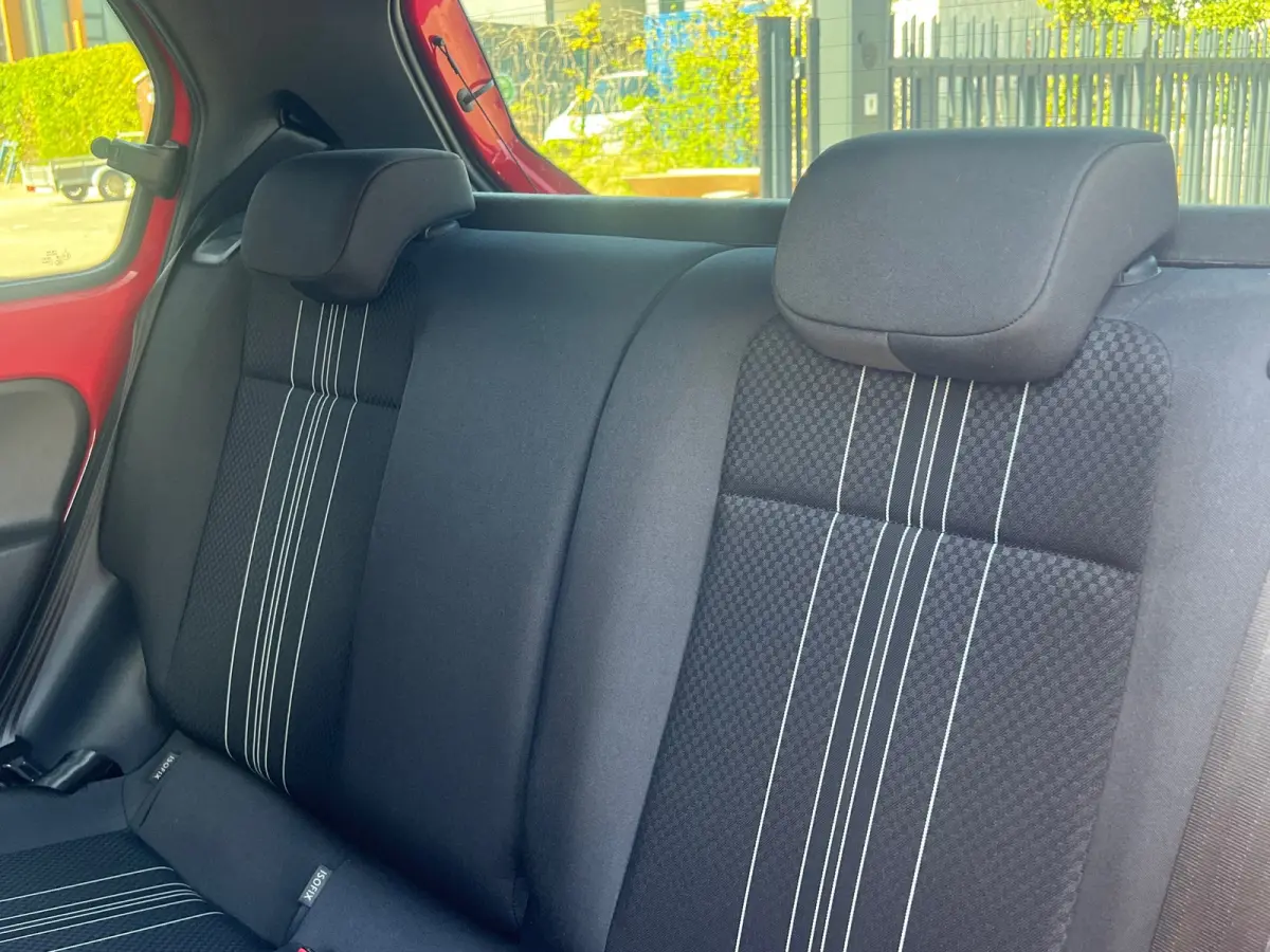 1.0 FR-line | Tornado Red | Airco/Bluetooth/LED - Lekker Sportief