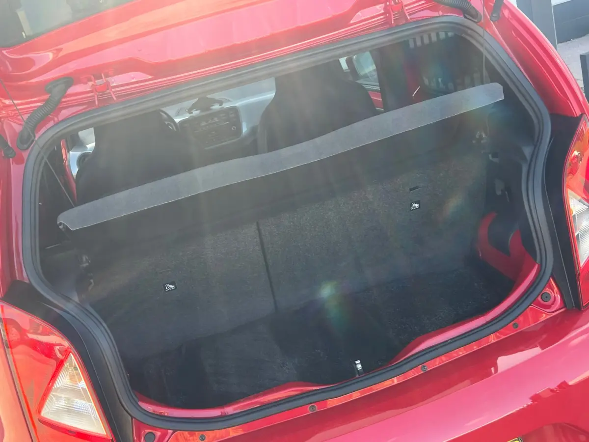 1.0 FR-line | Tornado Red | Airco/Bluetooth/LED - Lekker Sportief