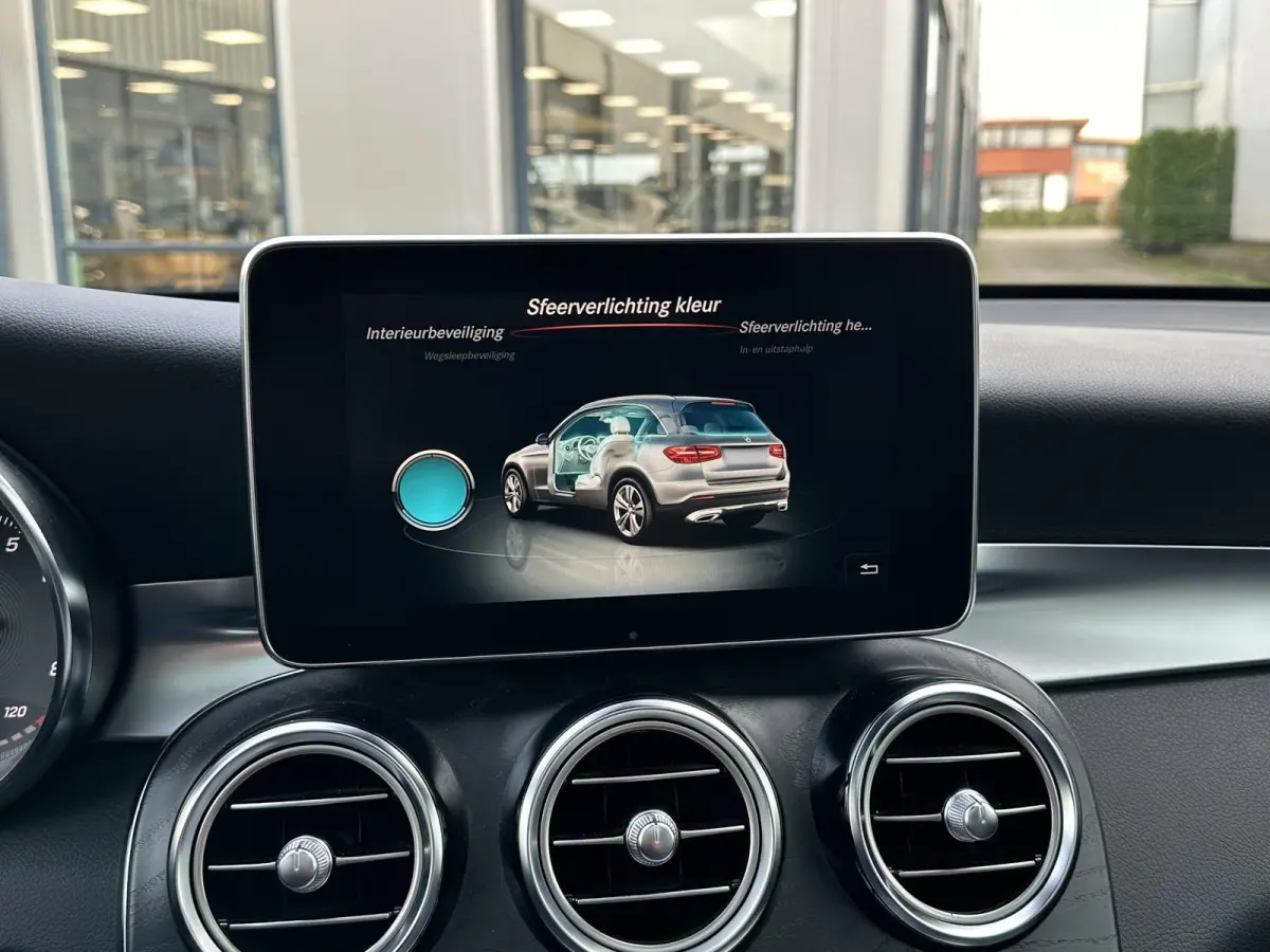 250 4MATIC AMG Sport Edition Premium Plus | NL Auto/2e Eig./Leder/Navi/Camera/Pano.Dak/Clima/Cruise