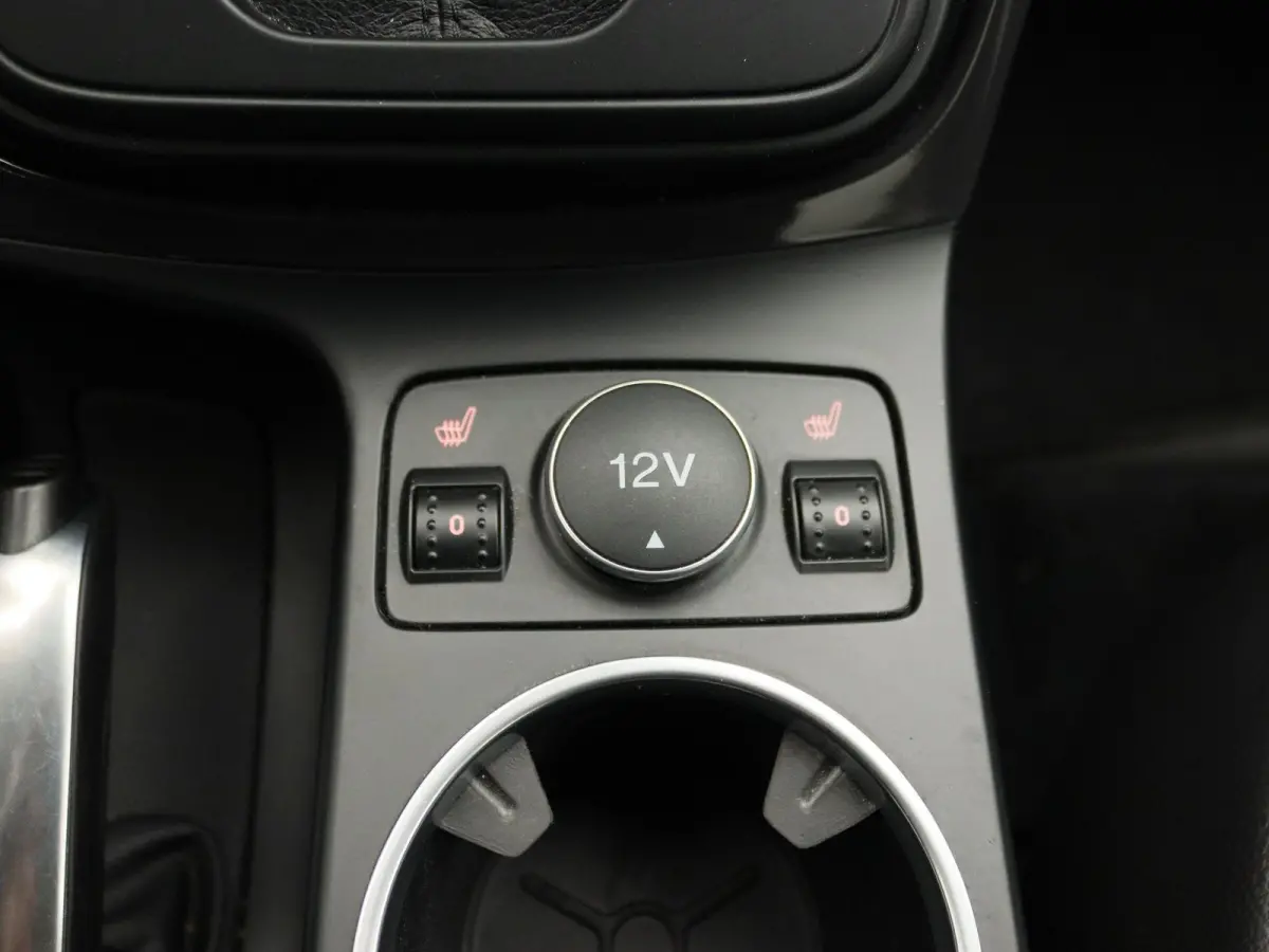 1.5 Titanium 4WD | Trekhaak | Automaat | Navigatie | Climate Control | Stoelverwarming | Voorruitverwarming |
