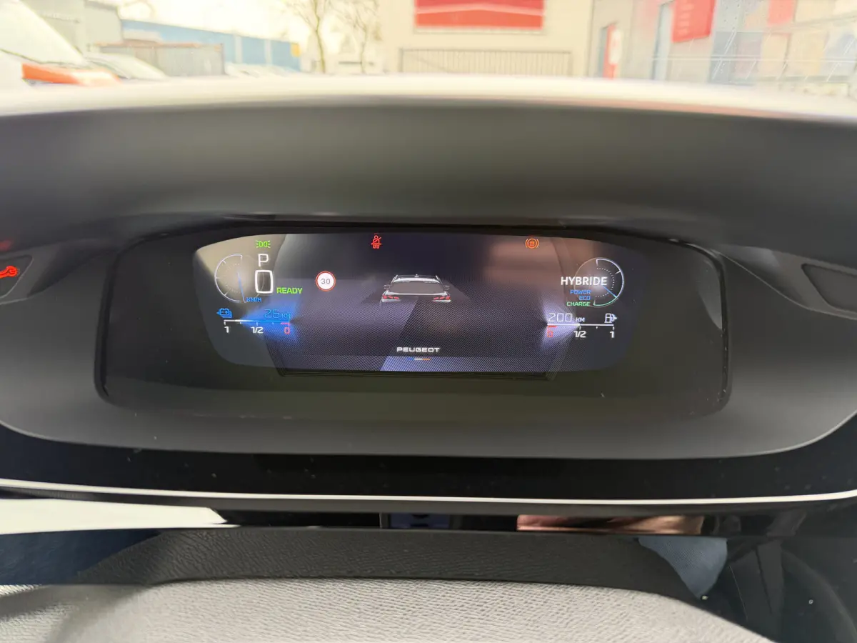 180pk Plug-in Hybrid GT (Elektrisch Schuifdak - Elektrische Klep - Leder/Alcantara incl Stoelverwarming/ geheugen - 360gr Camera - Adaptieve Cruise Controle - Parkeersensoren V+A - LED - Key