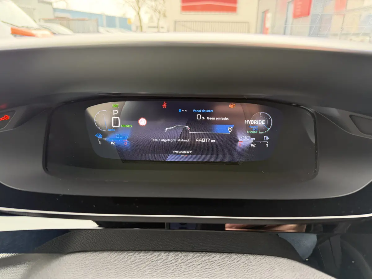 180pk Plug-in Hybrid GT (Elektrisch Schuifdak - Elektrische Klep - Leder/Alcantara incl Stoelverwarming/ geheugen - 360gr Camera - Adaptieve Cruise Controle - Parkeersensoren V+A - LED - Key