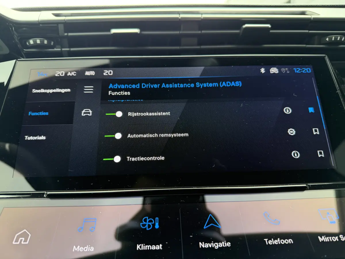 180pk Plug-in Hybrid GT (Elektrisch Schuifdak - Elektrische Klep - Leder/Alcantara incl Stoelverwarming/ geheugen - 360gr Camera - Adaptieve Cruise Controle - Parkeersensoren V+A - LED - Key