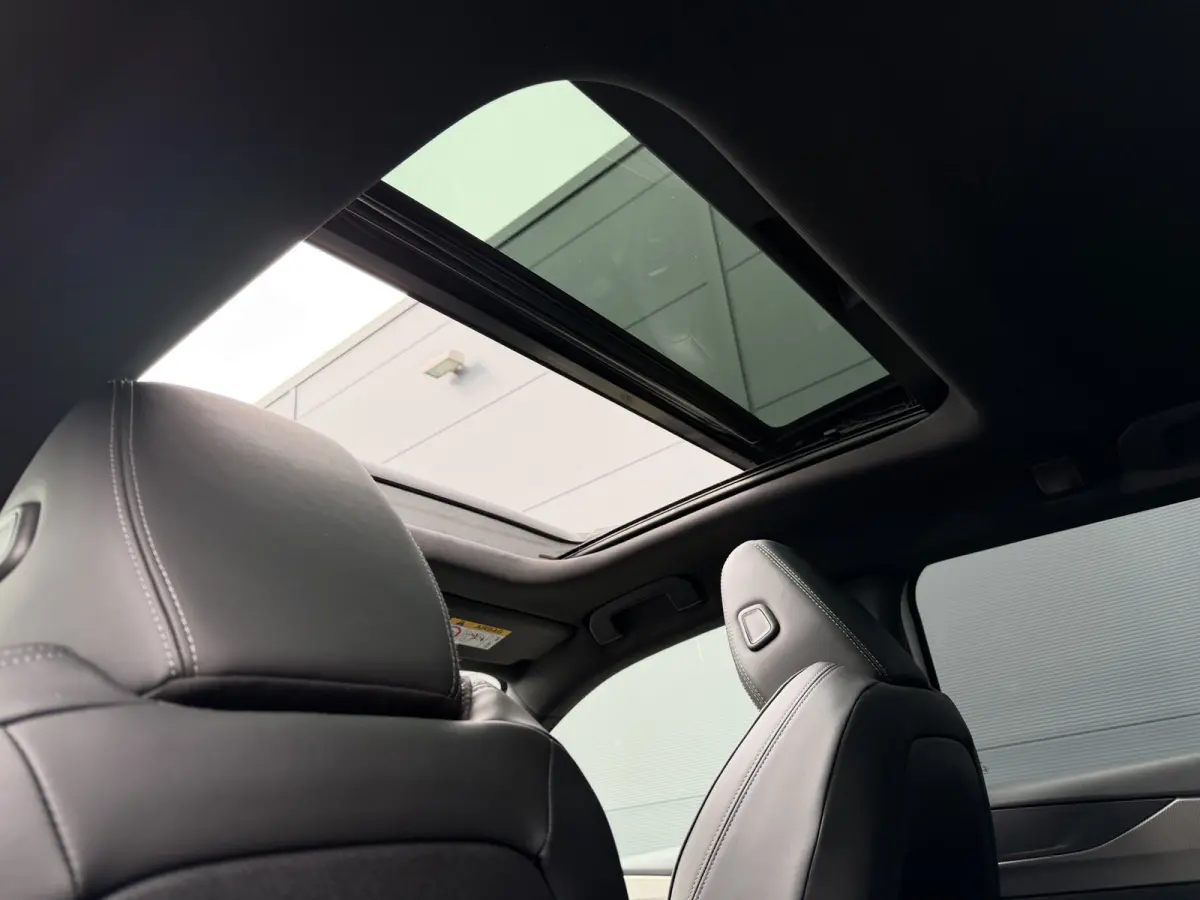 180pk Plug-in Hybrid GT (Elektrisch Schuifdak - Elektrische Klep - Leder/Alcantara incl Stoelverwarming/ geheugen - 360gr Camera - Adaptieve Cruise Controle - Parkeersensoren V+A - LED - Key