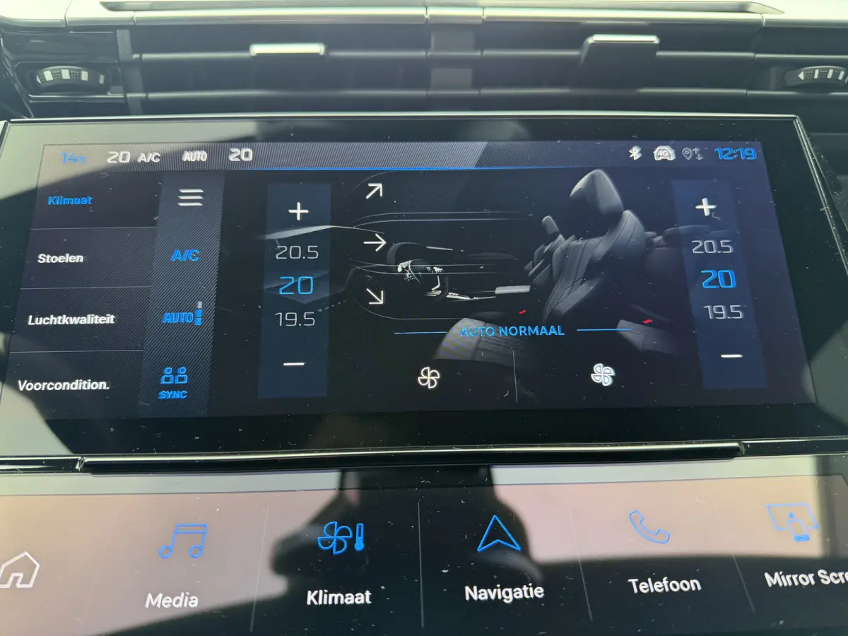 180pk Plug-in Hybrid GT (Elektrisch Schuifdak - Elektrische Klep - Leder/Alcantara incl Stoelverwarming/ geheugen - 360gr Camera - Adaptieve Cruise Controle - Parkeersensoren V+A - LED - Key