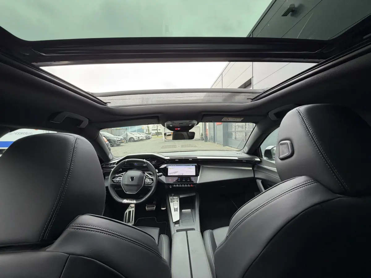 180pk Plug-in Hybrid GT (Elektrisch Schuifdak - Elektrische Klep - Leder/Alcantara incl Stoelverwarming/ geheugen - 360gr Camera - Adaptieve Cruise Controle - Parkeersensoren V+A - LED - Key