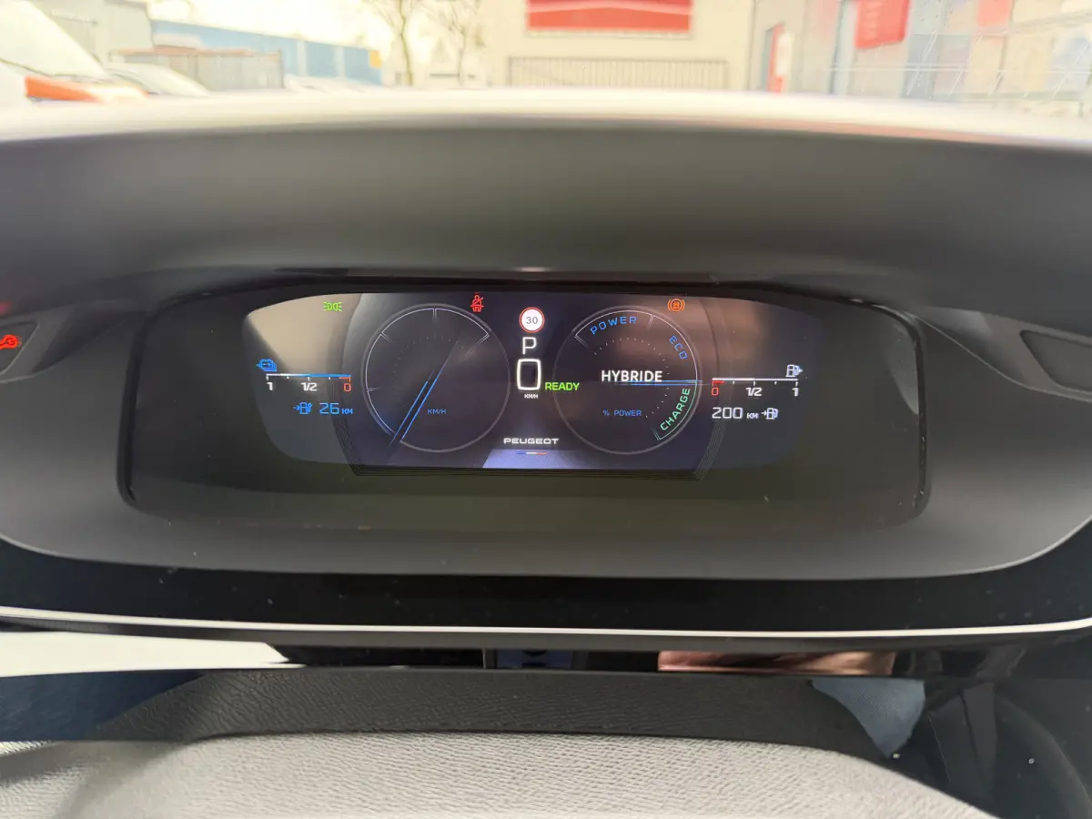 180pk Plug-in Hybrid GT (Elektrisch Schuifdak - Elektrische Klep - Leder/Alcantara incl Stoelverwarming/ geheugen - 360gr Camera - Adaptieve Cruise Controle - Parkeersensoren V+A - LED - Key