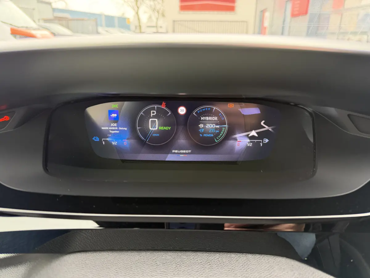 180pk Plug-in Hybrid GT (Elektrisch Schuifdak - Elektrische Klep - Leder/Alcantara incl Stoelverwarming/ geheugen - 360gr Camera - Adaptieve Cruise Controle - Parkeersensoren V+A - LED - Key