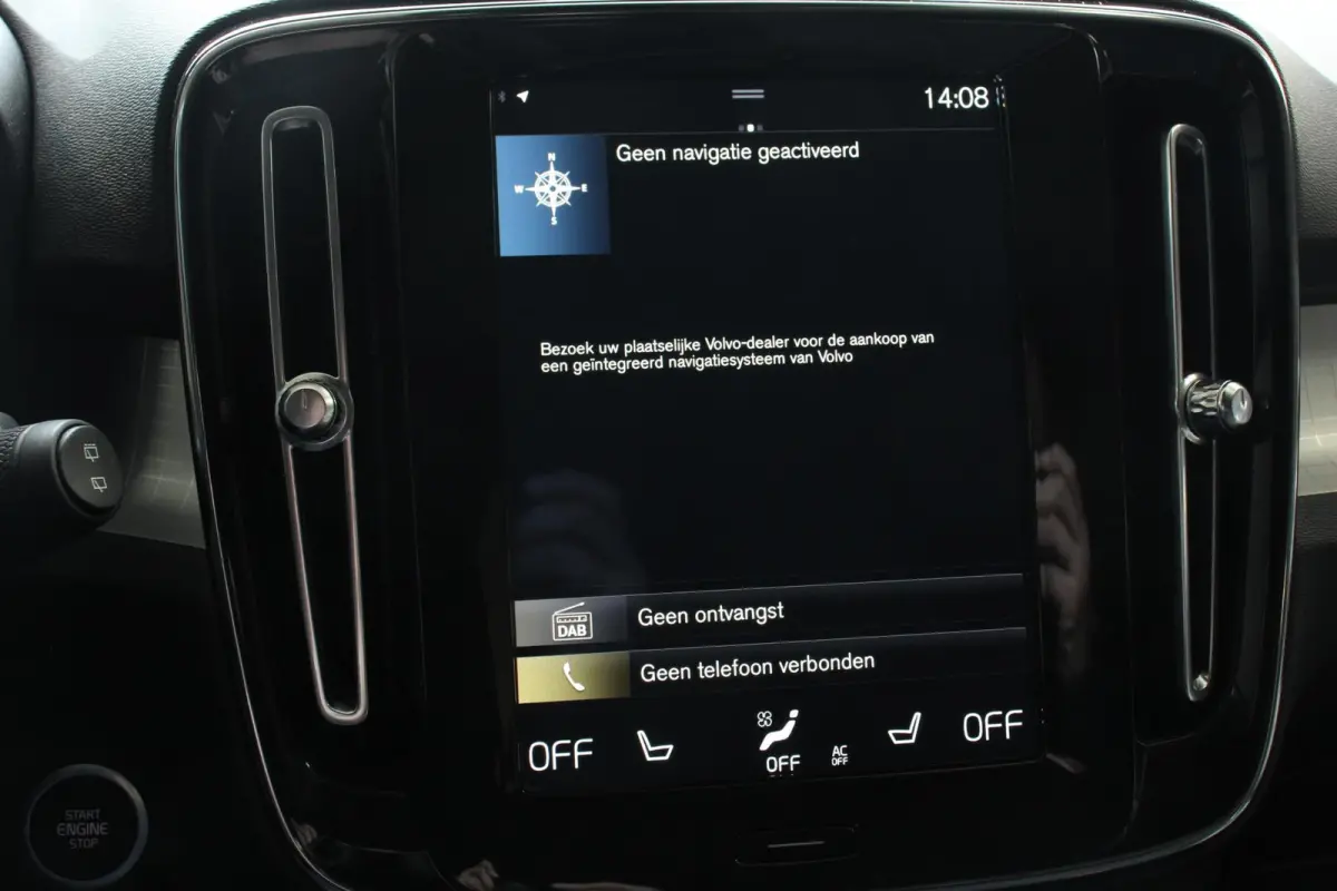 1.5 T3 163 pk Automaat Momentum Navigatie Apple Carplay Android Auto Parkeersensor achter Adaptive Cruise Control Virtual Cockpit Stoelverwarming LED kop- en mistlampen Lane Assist