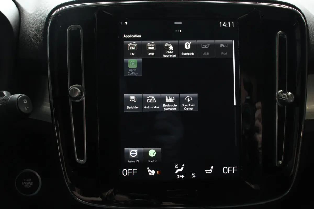 1.5 T3 163 pk Automaat Momentum Navigatie Apple Carplay Android Auto Parkeersensor achter Adaptive Cruise Control Virtual Cockpit Stoelverwarming LED kop- en mistlampen Lane Assist