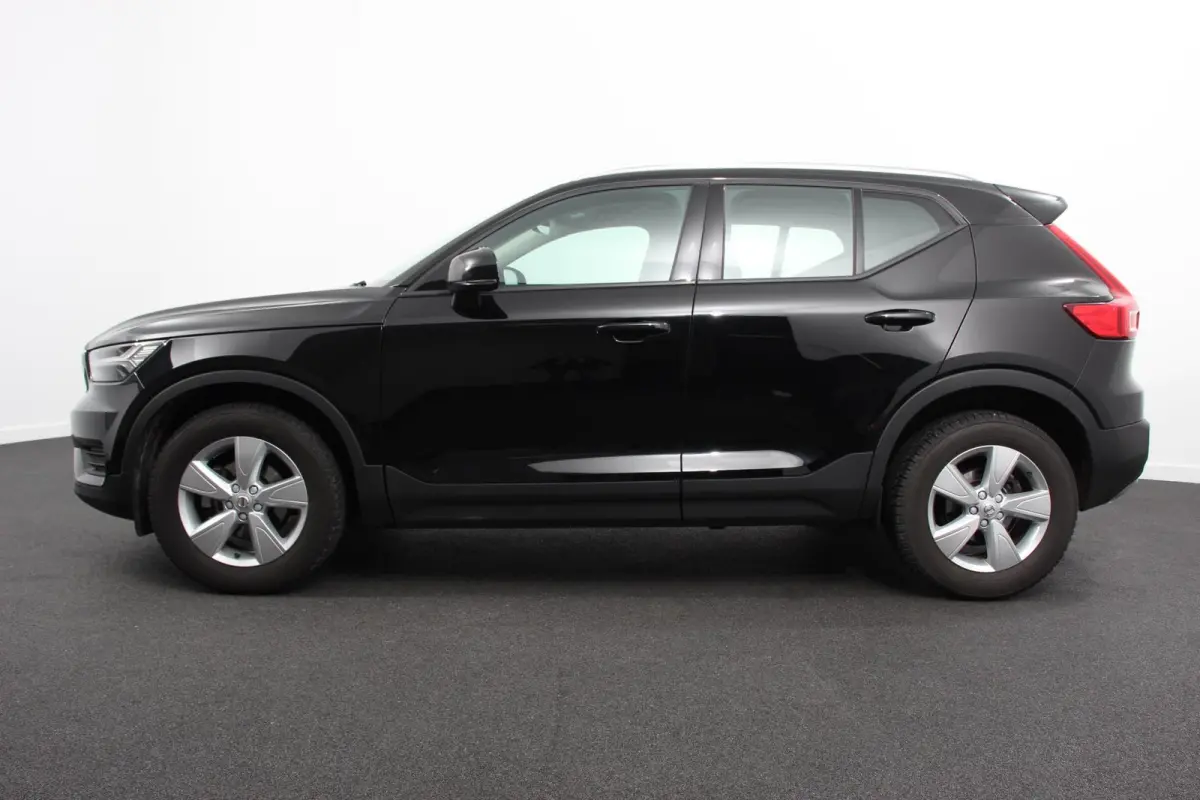 1.5 T3 163 pk Automaat Momentum Navigatie Apple Carplay Android Auto Parkeersensor achter Adaptive Cruise Control Virtual Cockpit Stoelverwarming LED kop- en mistlampen Lane Assist