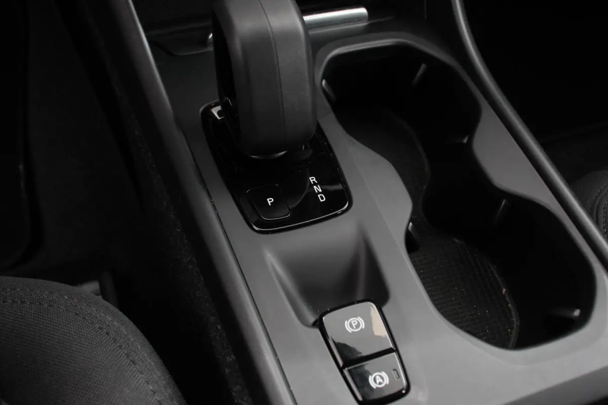 1.5 T3 163 pk Automaat Momentum Navigatie Apple Carplay Android Auto Parkeersensor achter Adaptive Cruise Control Virtual Cockpit Stoelverwarming LED kop- en mistlampen Lane Assist