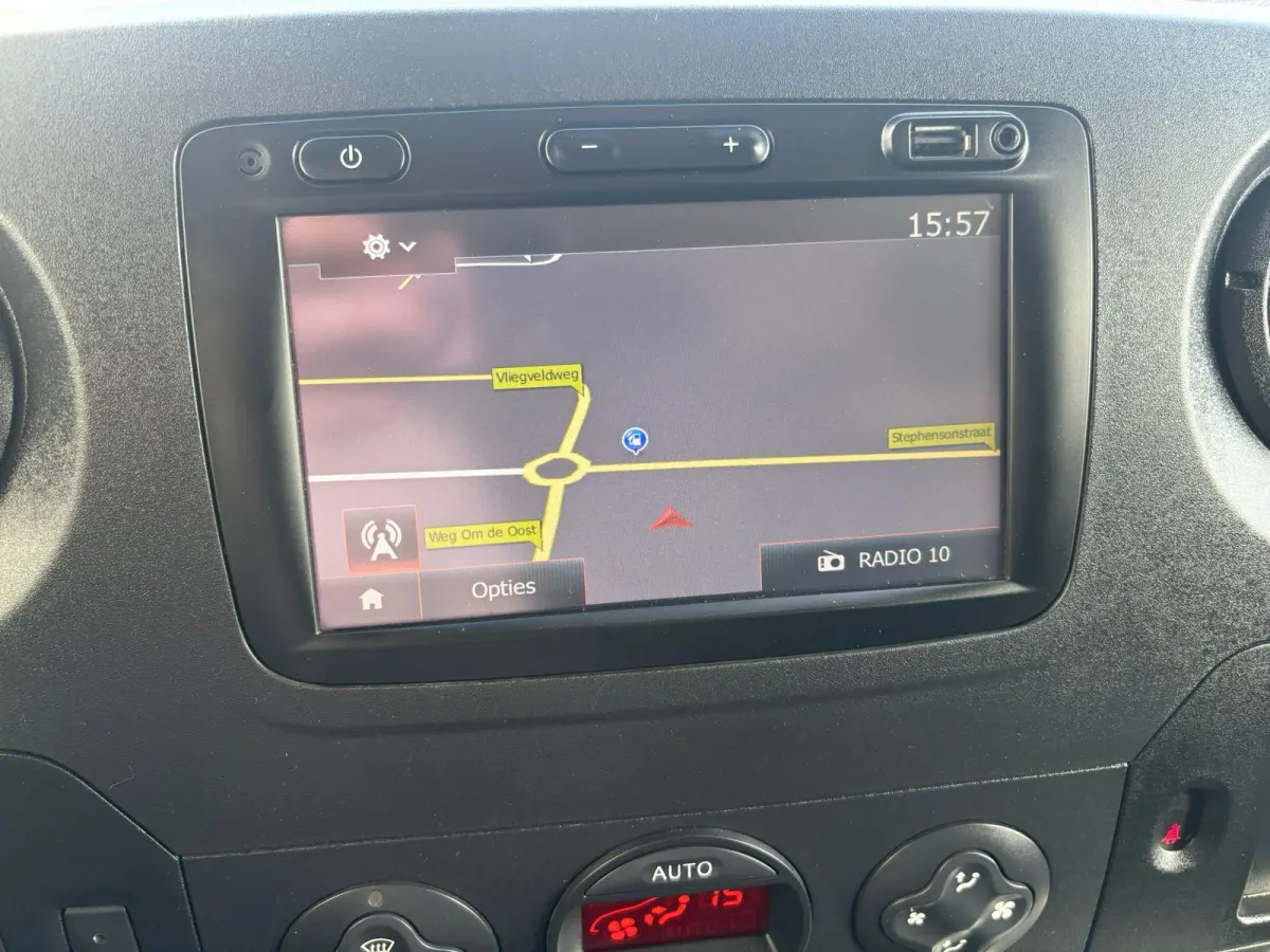2.3 BiTurbo L2H2*CARPLAY*3-ZITS*A/C*CRUISE*HAAK*