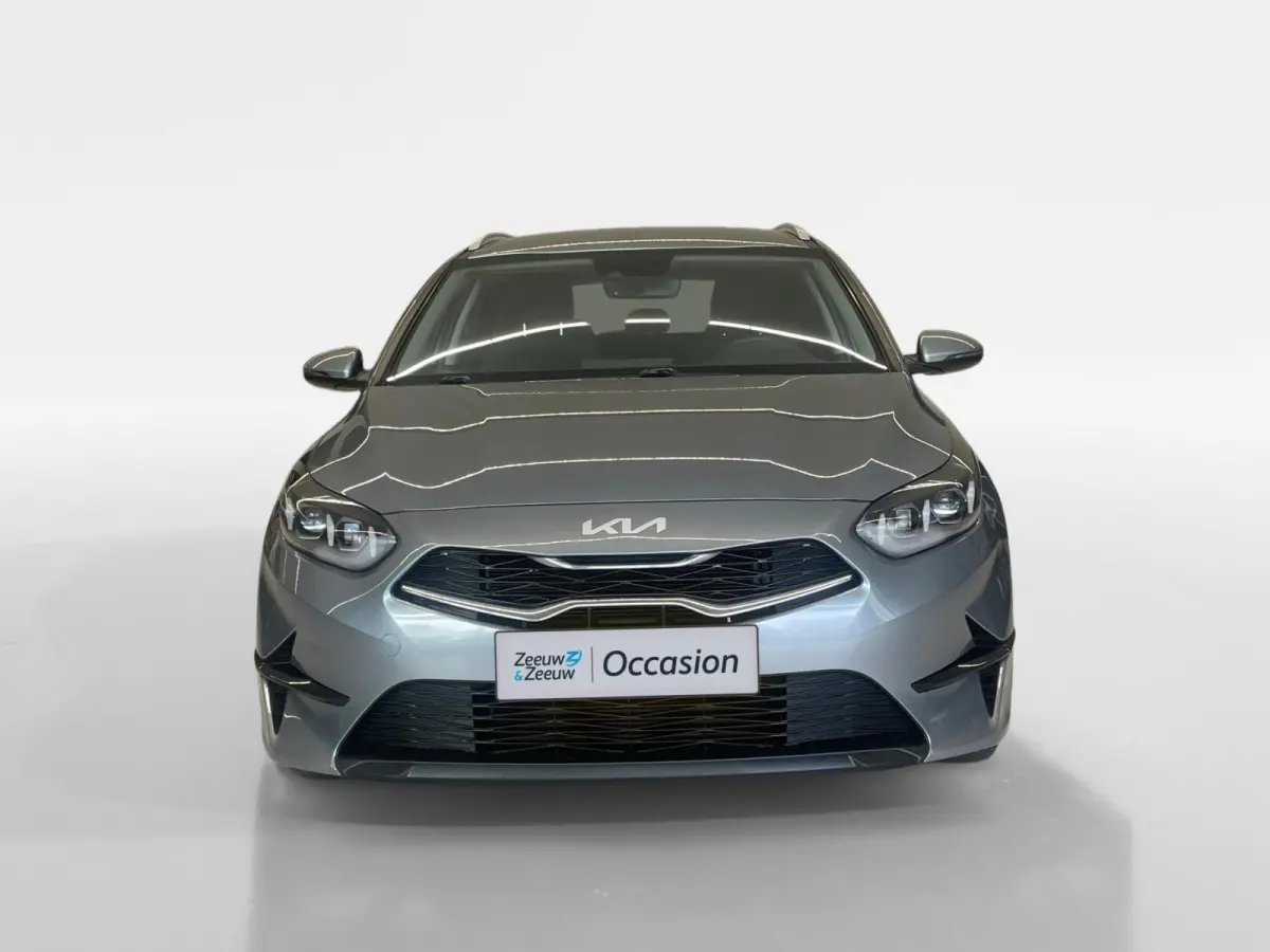 1.5 T-GDi DynamicLine | Cruise Control | Climate Control | Camera | Navigatie | LM Velgen | Trekhaak |
