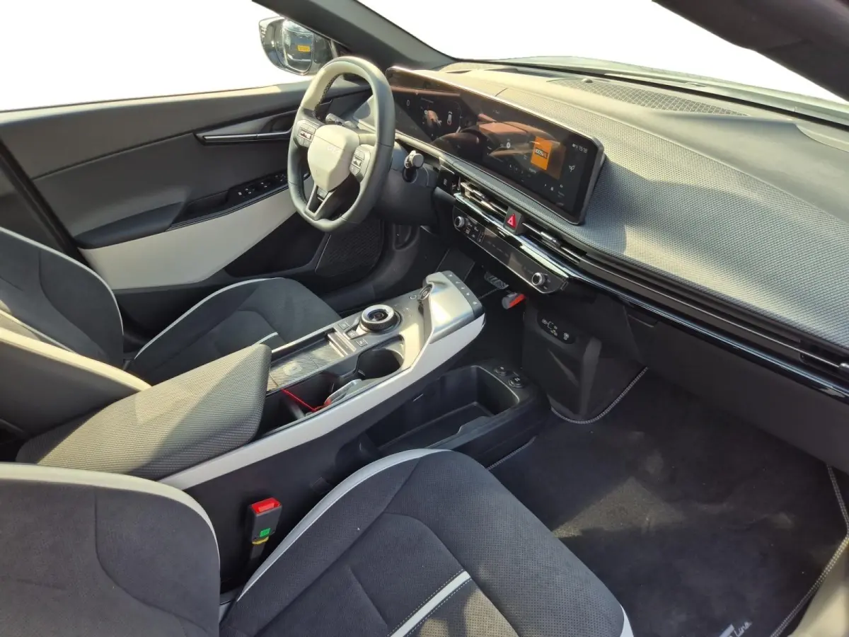 GT-Line AWD 84 kWh | Climate Control | Cruise Control | 21 Inch Velgen | Verlaagd | Stoelverwarming | Stuurverwarming | Stoelventilatie |  Memory | 360° Camera | DEMO |