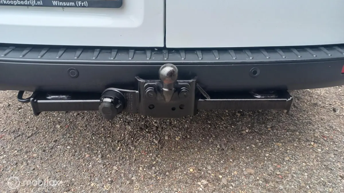 320 2.0 TDCI L2H1 Trend