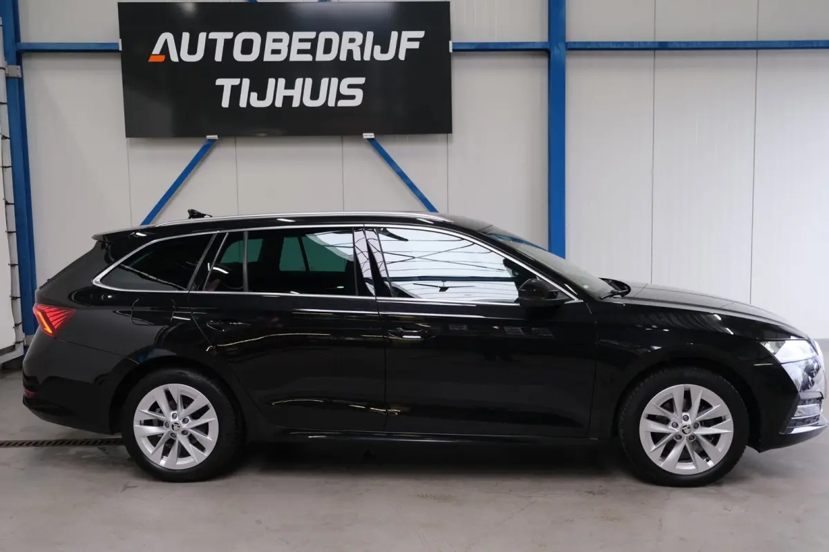 1.0 e-TSI Business Edition Plus Automaat - N.A.P. Airco, Cruise, Navi, PDC, Stoelverwarming, Carplay.