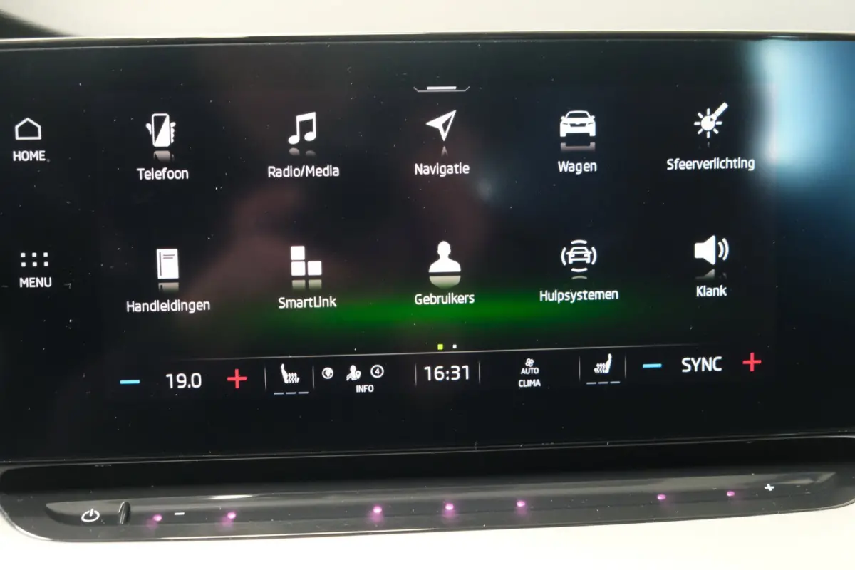 1.0 e-TSI Business Edition Plus Automaat - N.A.P. Airco, Cruise, Navi, PDC, Stoelverwarming, Carplay.