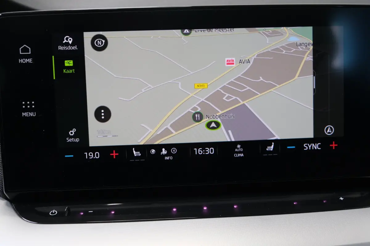 1.0 e-TSI Business Edition Plus Automaat - N.A.P. Airco, Cruise, Navi, PDC, Stoelverwarming, Carplay.
