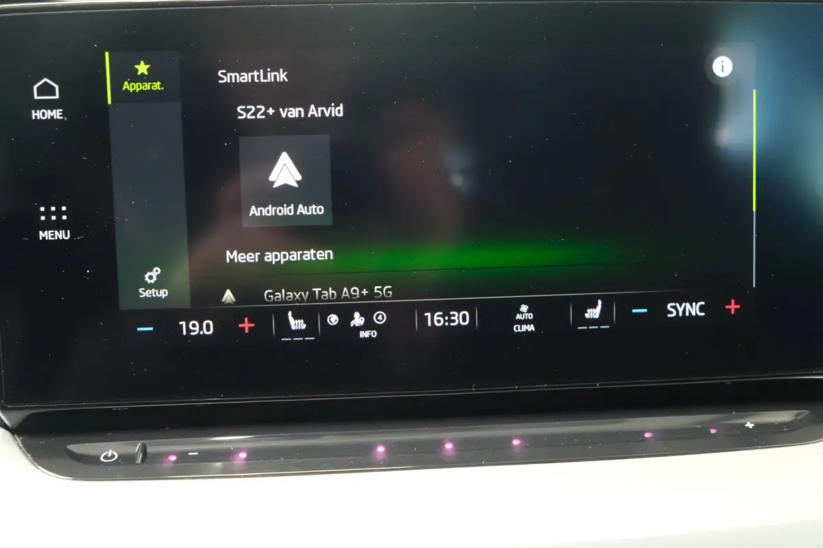 1.0 e-TSI Business Edition Plus Automaat - N.A.P. Airco, Cruise, Navi, PDC, Stoelverwarming, Carplay.