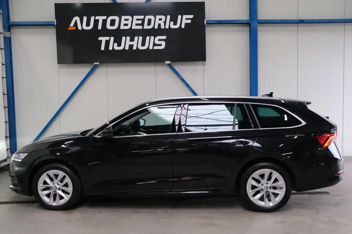 1.0 e-TSI Business Edition Plus Automaat - N.A.P. Airco, Cruise, Navi, PDC, Stoelverwarming, Carplay.