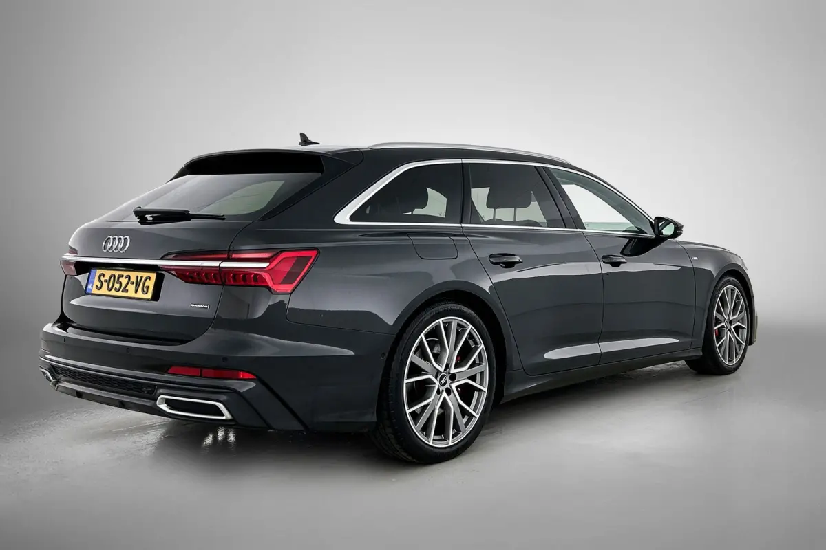 55 TFSI e quattro Pro Line S Competition(Dealer OnderH, Carplay, Stoel+Stuur VerW, Lane Assit, Head-up, Camera, Etc)