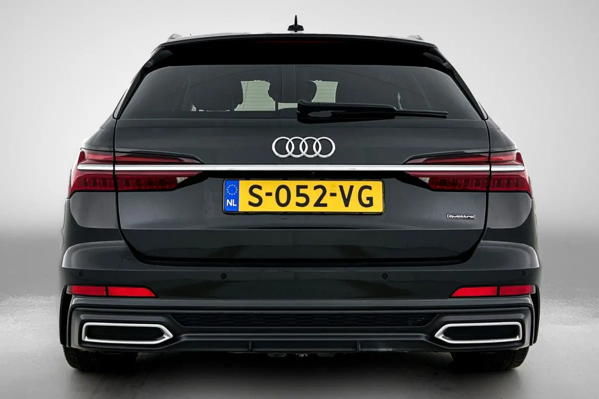 55 TFSI e quattro Pro Line S Competition(Dealer OnderH, Carplay, Stoel+Stuur VerW, Lane Assit, Head-up, Camera, Etc)