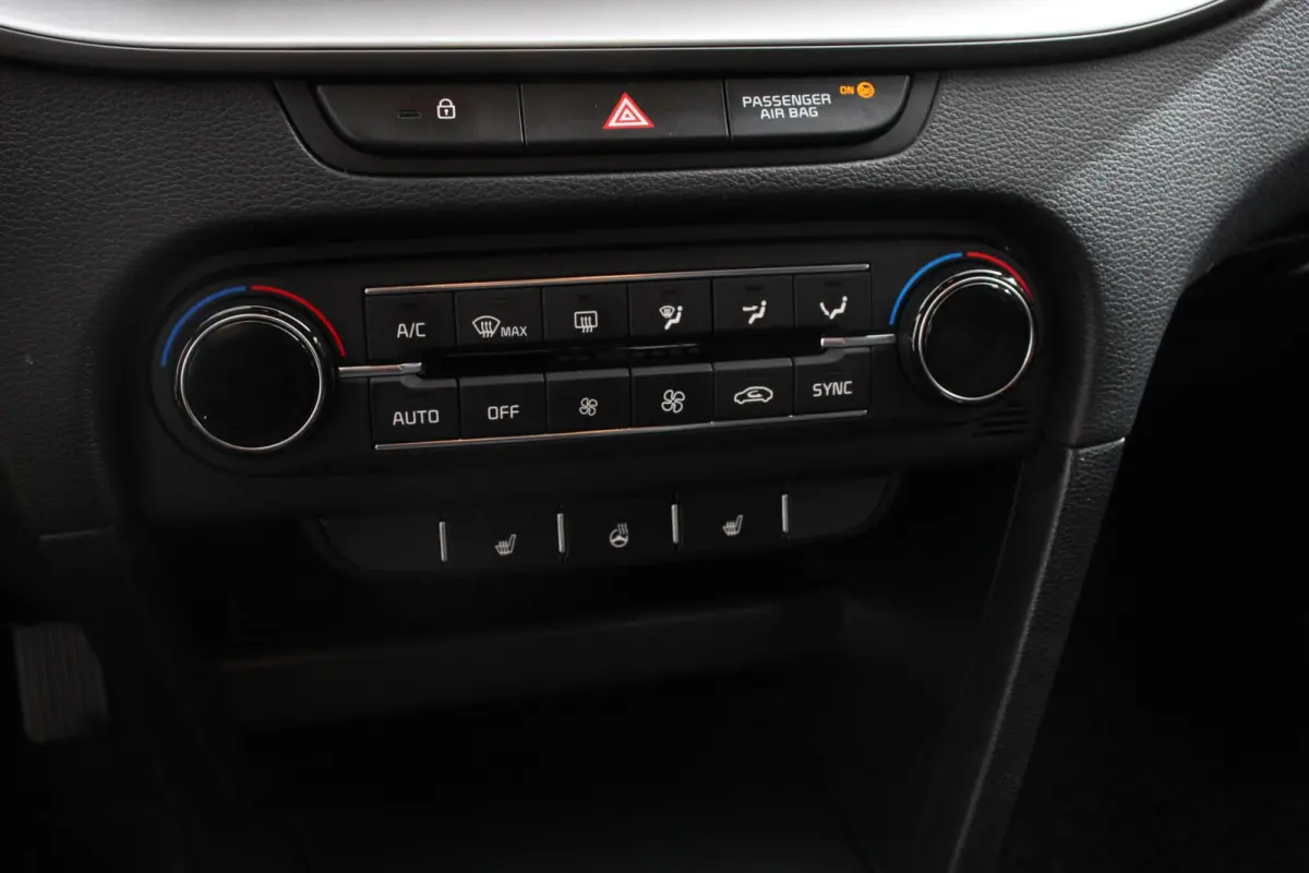 1.0 T-GDi Prestige Navigatie Apple Carplay/Android Auto  Climate Control Cruise Control Camera DAB Bluetooth Extra getint glas