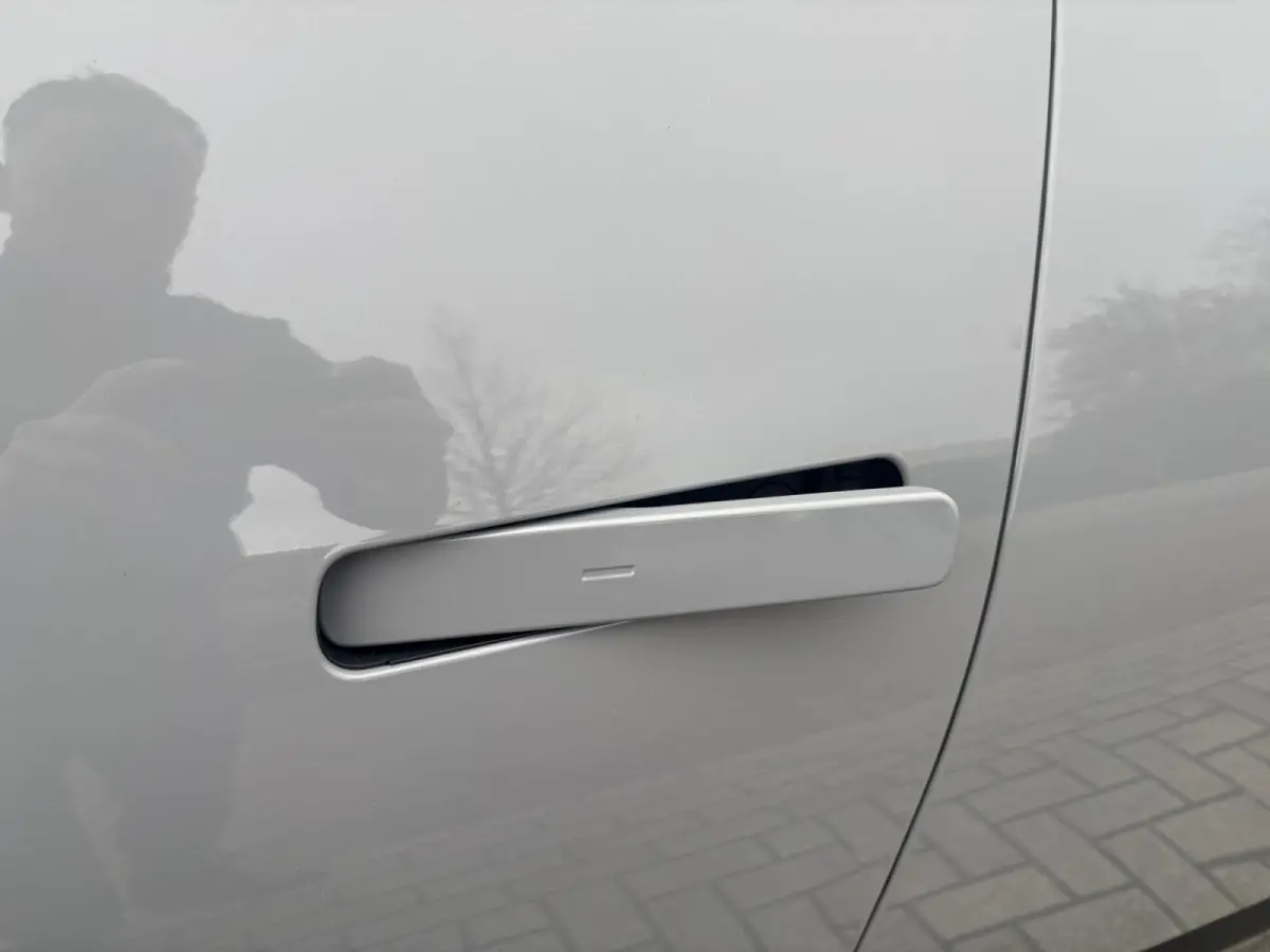 Plus Advanced 58.3 kWh Demonstratie auto | Schuifkanteldak | Achteruitrijcamera | Harmon Kardon |