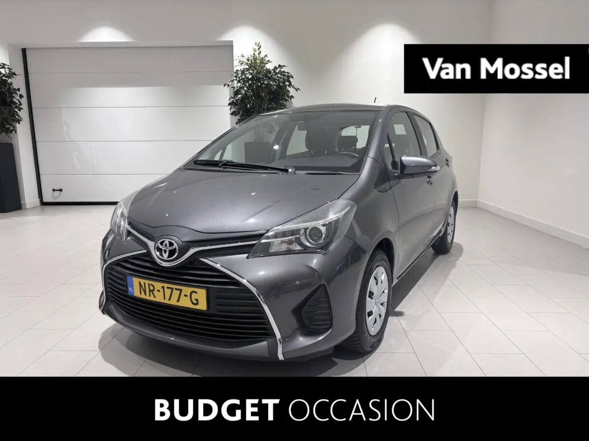 1.0 VVT-i Business Plus Airco | Bluetooth | Lederen Stuurwiel | Navigatie | Stuurwiel Multifunctioneel