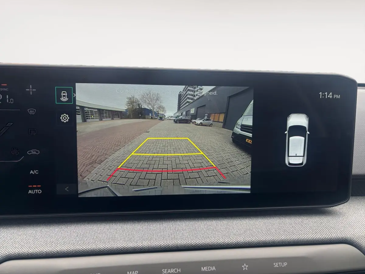 Plus Advanced 58.3 kWh Demonstratie auto | Schuifkanteldak | Achteruitrijcamera | Harmon Kardon |