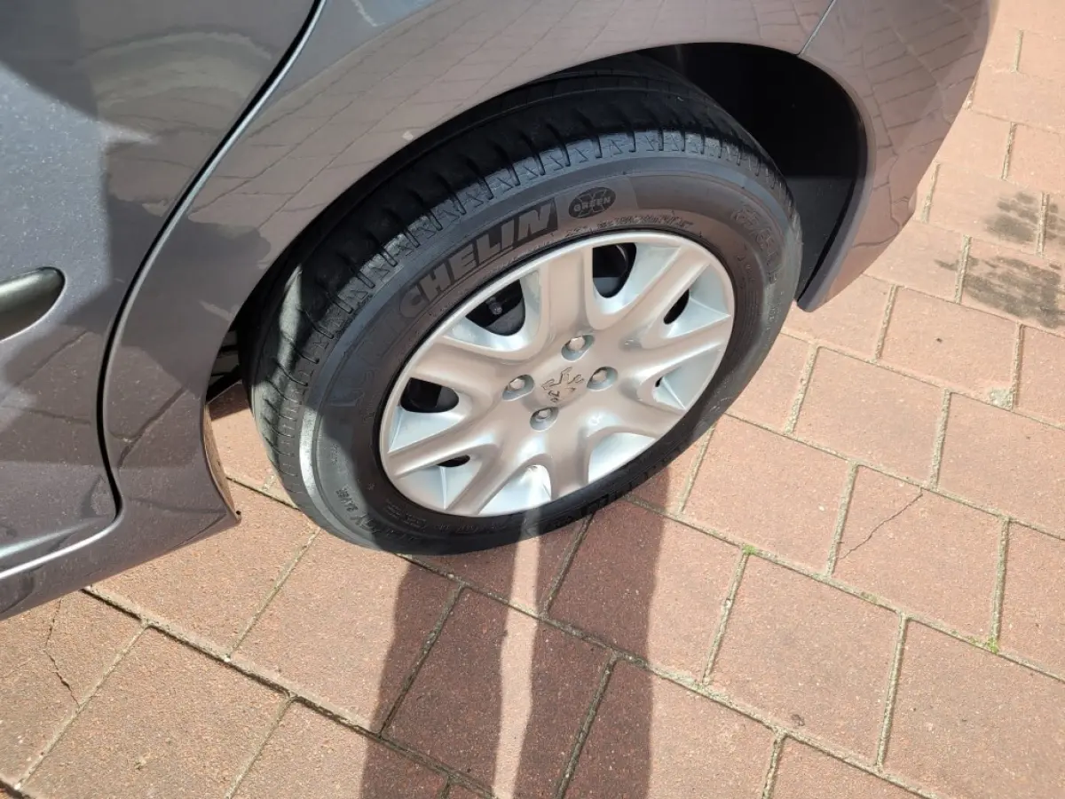 1.4 VTi X-line