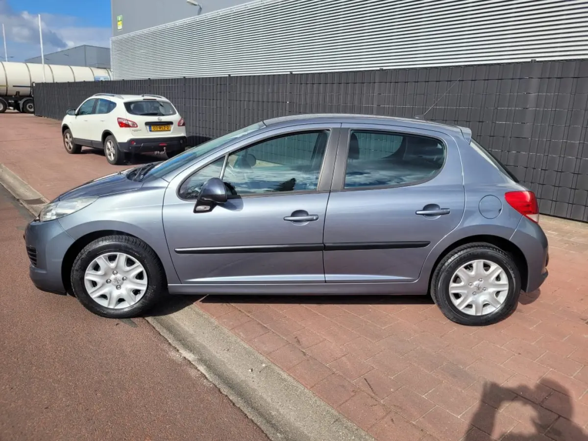 1.4 VTi X-line