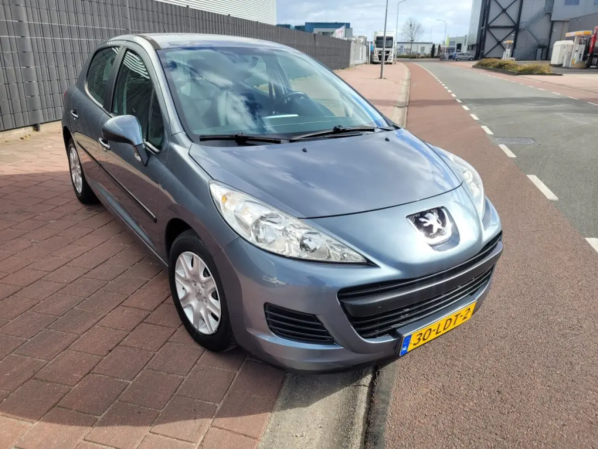 1.4 VTi X-line
