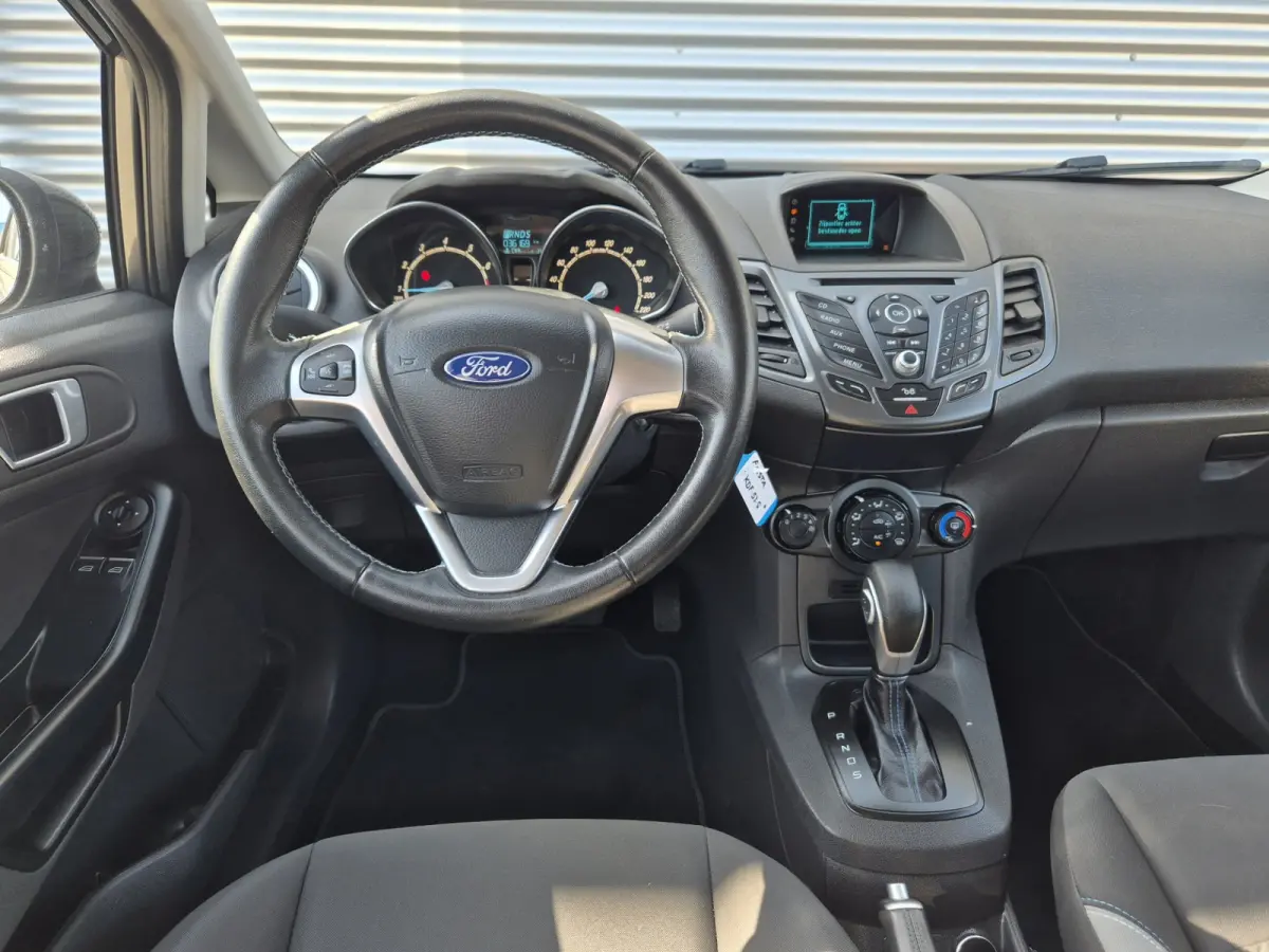 1.0 Style Ultimate,Automaat,Airco, Lm velgen,Parkeersensoren,slechts 36.000KM!!!!