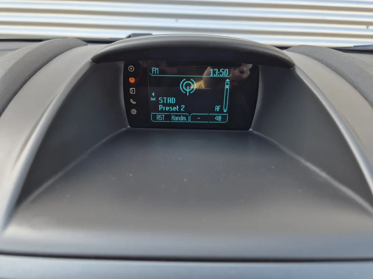 1.0 Style Ultimate,Automaat,Airco, Lm velgen,Parkeersensoren,slechts 36.000KM!!!!