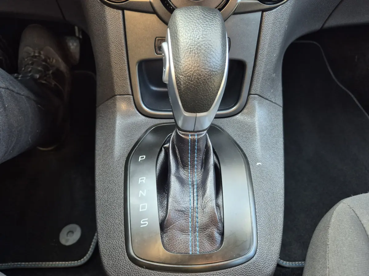 1.0 Style Ultimate,Automaat,Airco, Lm velgen,Parkeersensoren,slechts 36.000KM!!!!