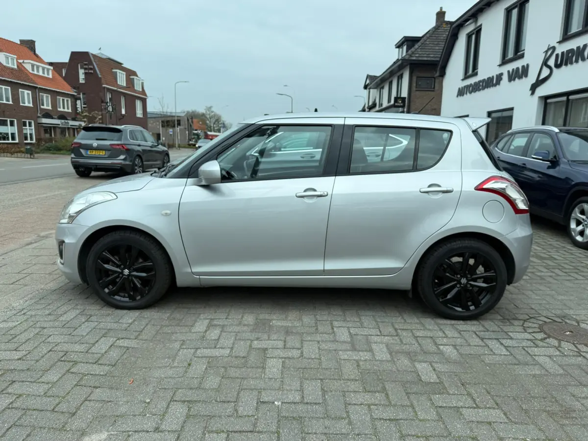 1.2 Bandit EASSS, Trekhaak,Stoelverwarming,Cruise control,Airco,L.M.Velgen,Parkeersensoren