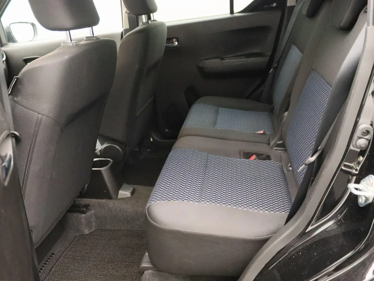 1.2 Smart Hybrid Style | Apple Carplay/Android Auto | Achteruitrijcamera | Cruise Control | Lichtmetalen Velgen |
