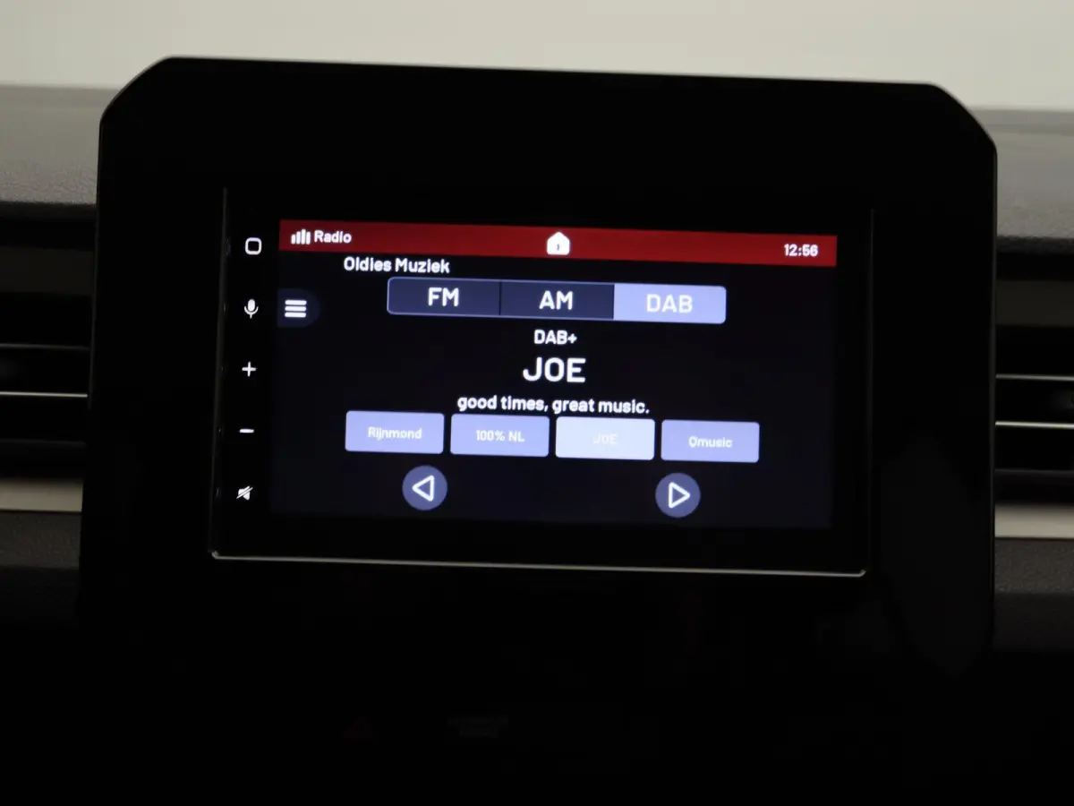 1.2 Smart Hybrid Style | Apple Carplay/Android Auto | Achteruitrijcamera | Cruise Control | Lichtmetalen Velgen |