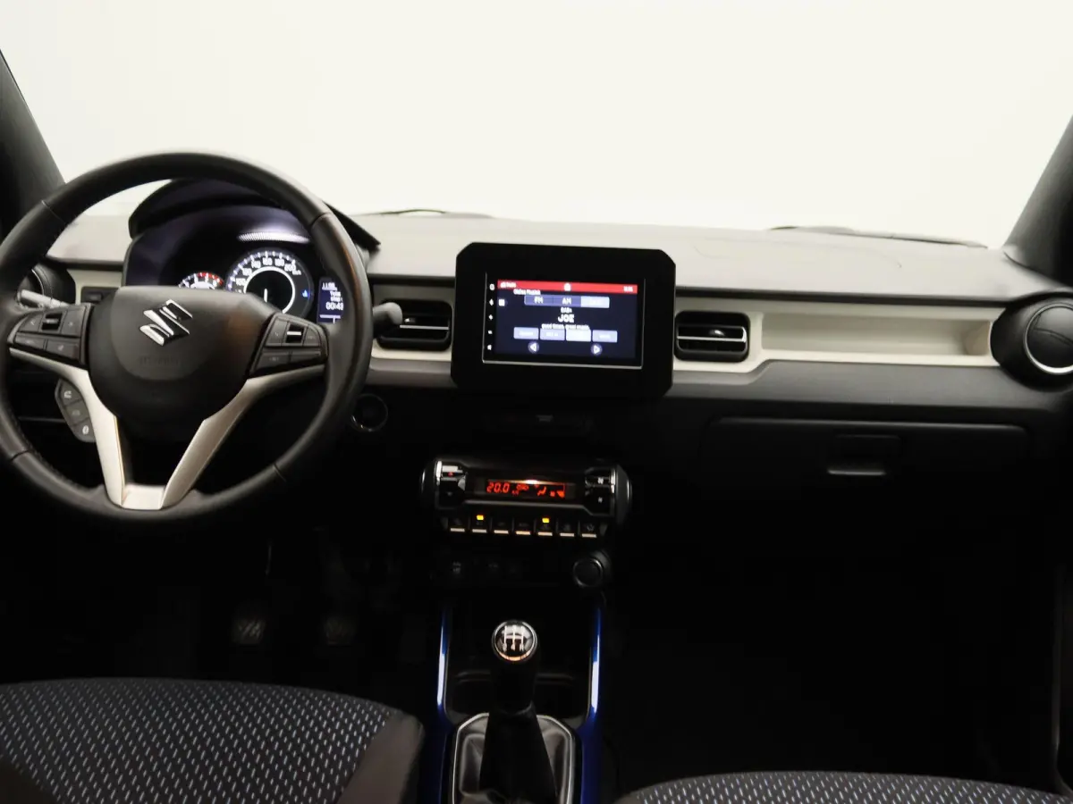 1.2 Smart Hybrid Style | Apple Carplay/Android Auto | Achteruitrijcamera | Cruise Control | Lichtmetalen Velgen |