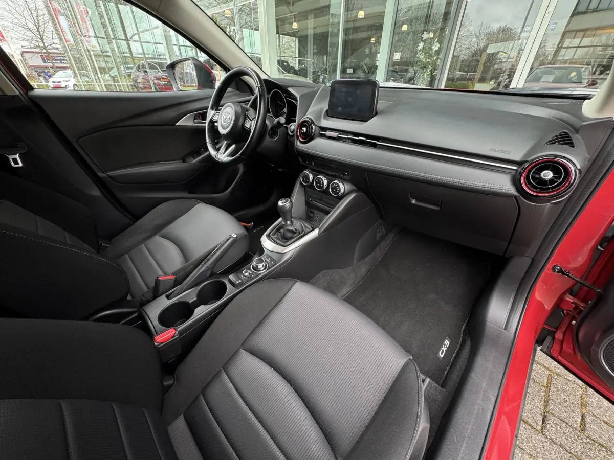 2.0 SkyActiv-G 120 Dynamic Trekhaak / Navi / Clima / Cruise / PDC