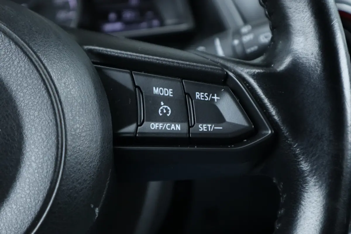 2.0 SkyActiv-G 120 Dynamic Trekhaak / Navi / Clima / Cruise / PDC
