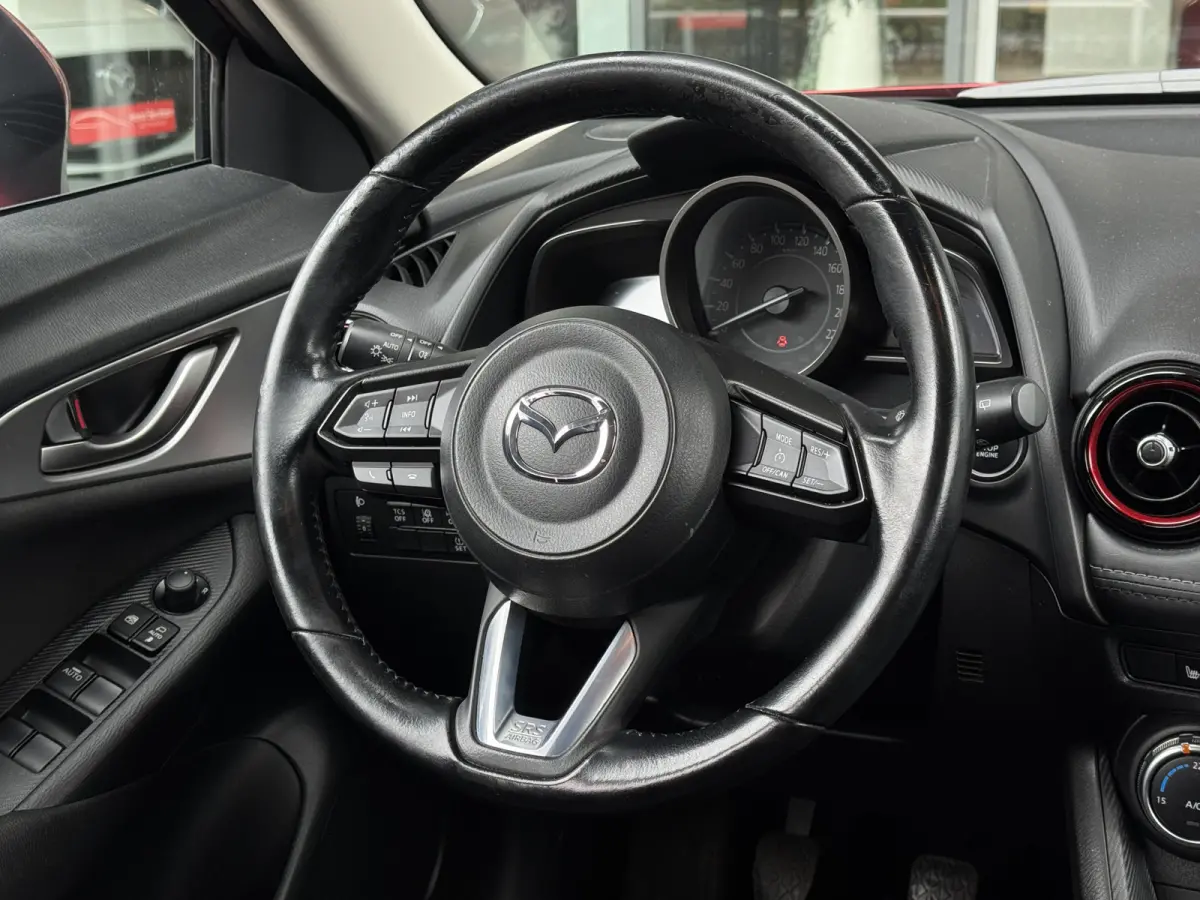 2.0 SkyActiv-G 120 Dynamic Trekhaak / Navi / Clima / Cruise / PDC