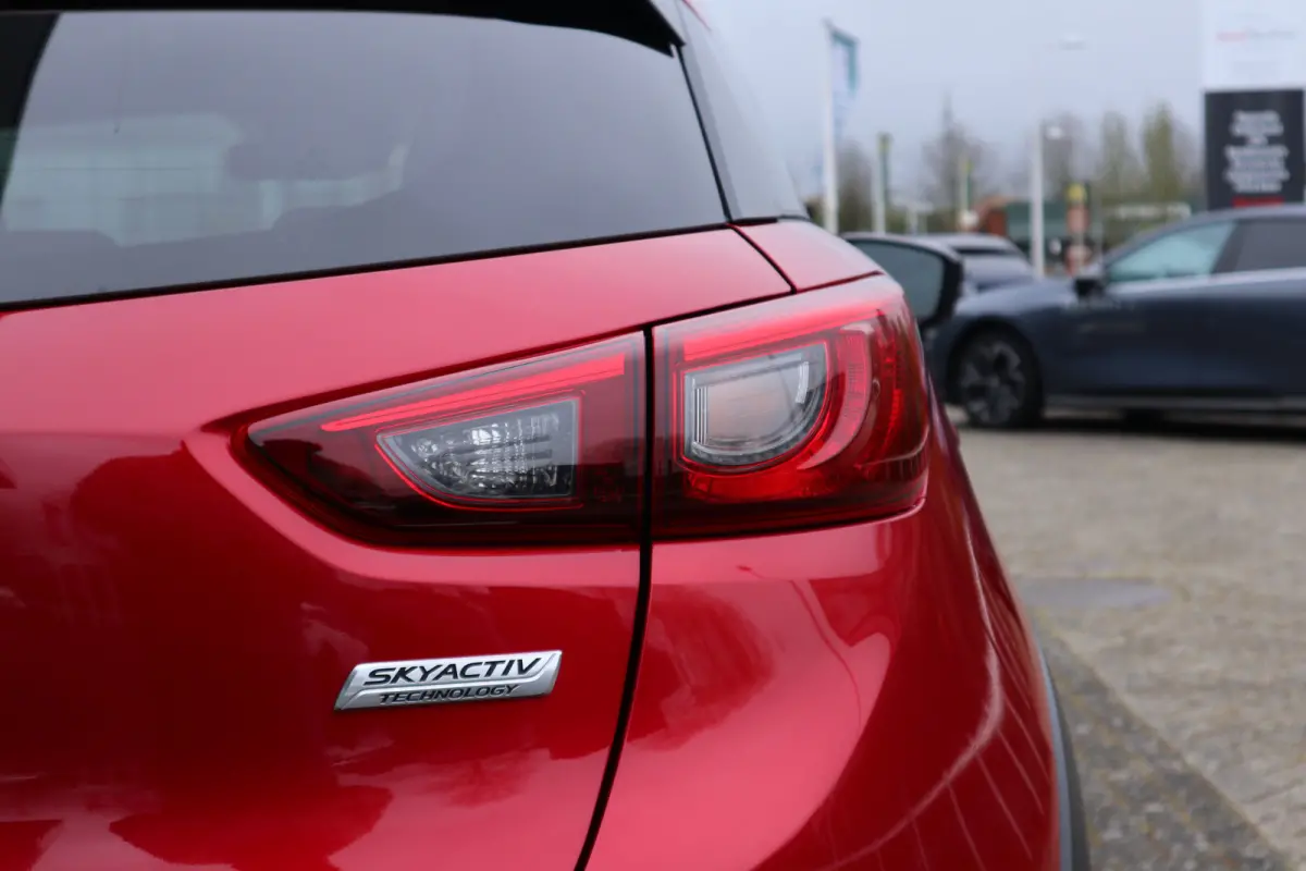 2.0 SkyActiv-G 120 Dynamic Trekhaak / Navi / Clima / Cruise / PDC