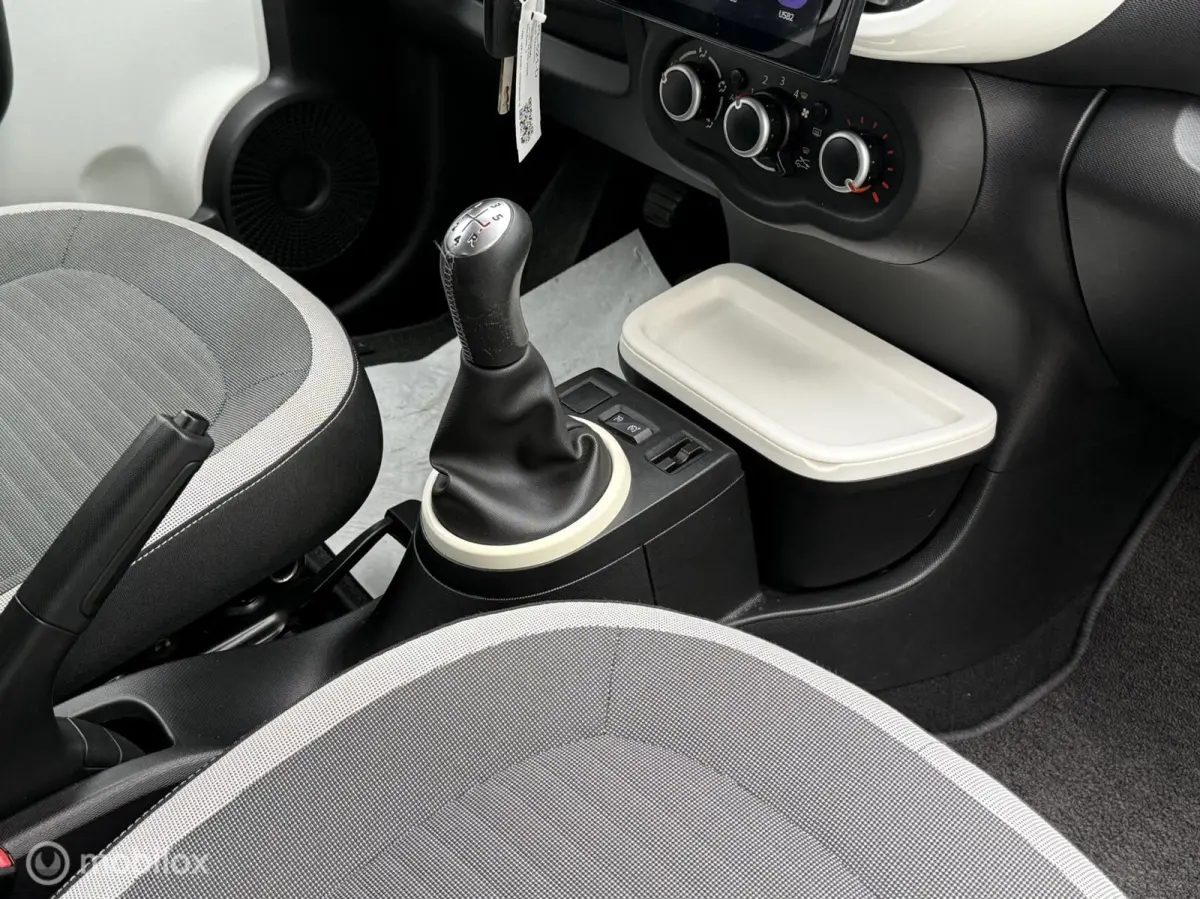1.0 SCe Limited | Carplay | Airco | 5-Deurs