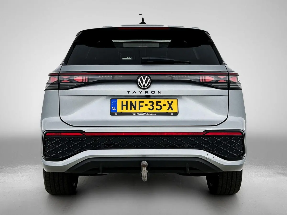 1.5 eHybrid R-Line Edition | SoH 97% | 272 PK | Automaat | Black Style | Lederen Interieur (Memory Seats) | 360* Camera (Helicopter View) | Head-Up Display | Harman-Kardon